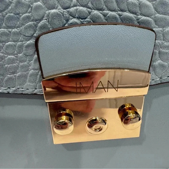 Iman Global Chic Satchel /Crossbody Light Blue Flower Garden Gold Hardware NWOT - Picture 12 of 16